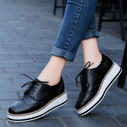 Spring Autumn Flat Oxford Shoes For Women Platform Shoes Woman Brogue Patent Leather Flats Lace Up Women Shoes Female
