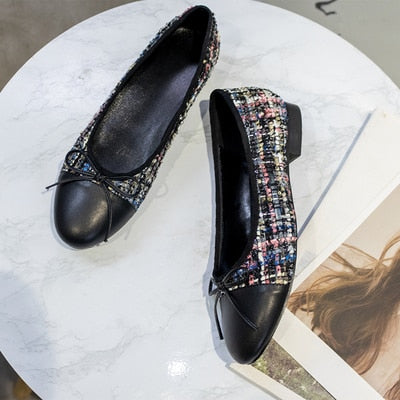 xiangtuibao   New Breathable Flats Luxury Designer Leather Shoes Big size women's shoes 35-42 Elegant Comfortable Lady Work Party Shoes