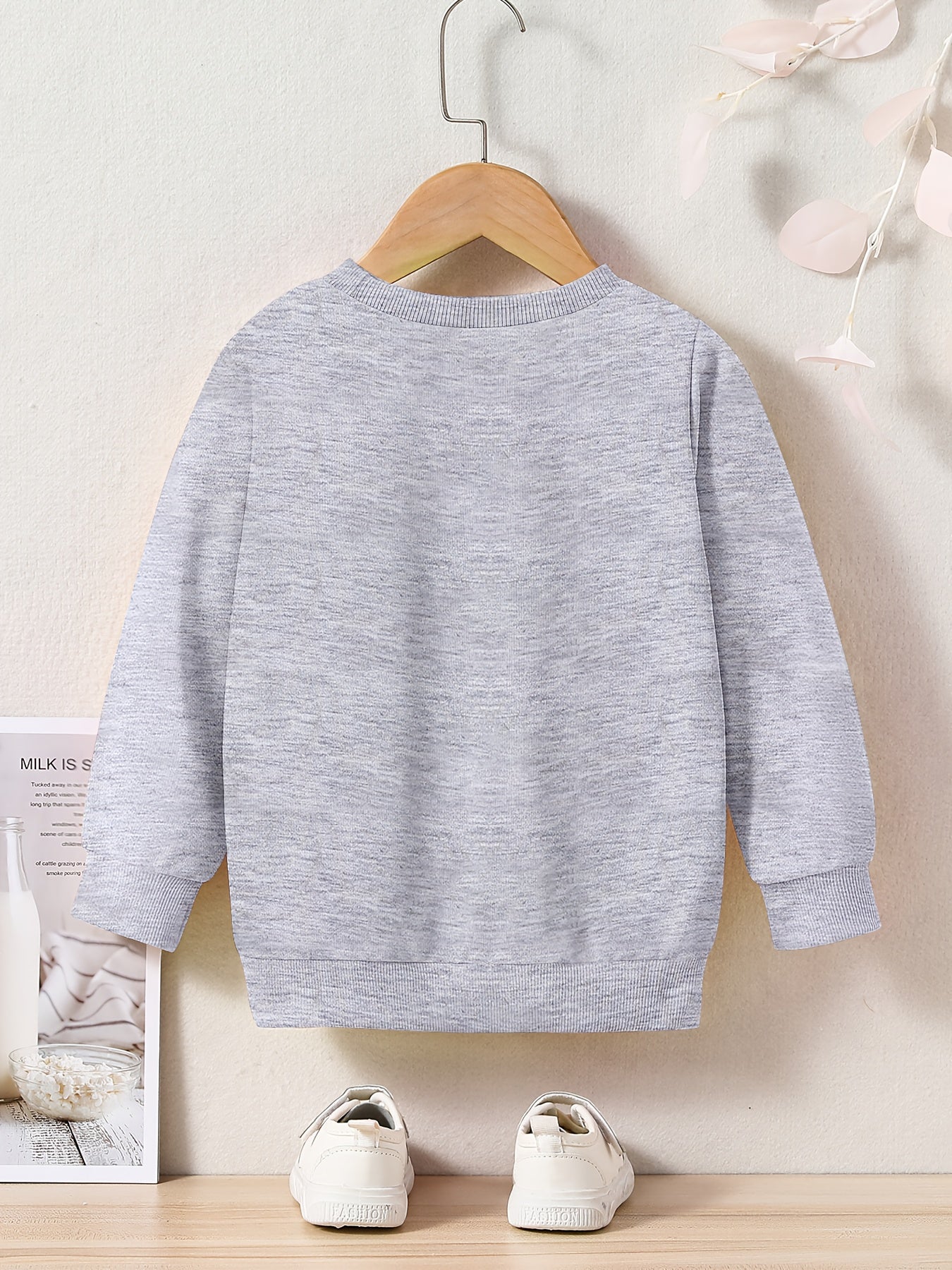 Boys Pure Cotton Cute Car Print Round Neck Comfortable Casual Long Sleeve Sweatshirt For Spring And Autumn And Winter Cozy & Versatile Sweatshirt Top For Indoors & Outdoors