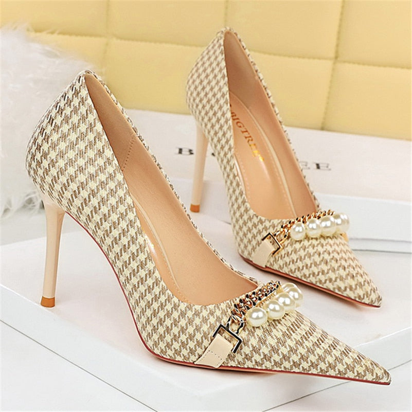 xiangtuibao Women 7.5cm 9.5cm High Heels Plaid Pumps Pointed Toe Wedding Bridal Middle Low Heels Lady Pearl Scarpins Event Stripper Shoes
