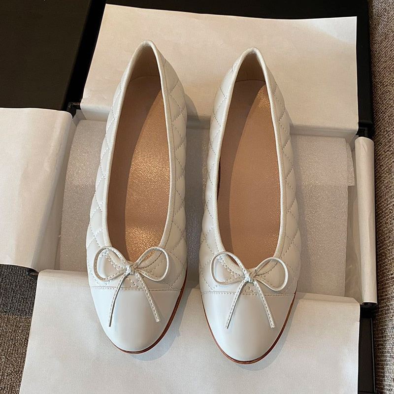 Women Fashion Flats Shoes Genuine Leather Pointed Toe Mixed Color Females Single Shoes Shallow Metal Chain Classic luxury brand