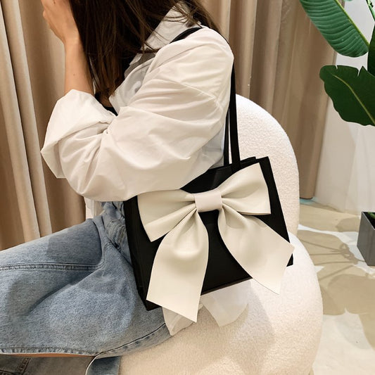 XIANGTUIBAO Spring New Fresh Sweet Beauty Shoulder Messenger Bag Fairy Style Bow Portable Fashionable Small Square Bag