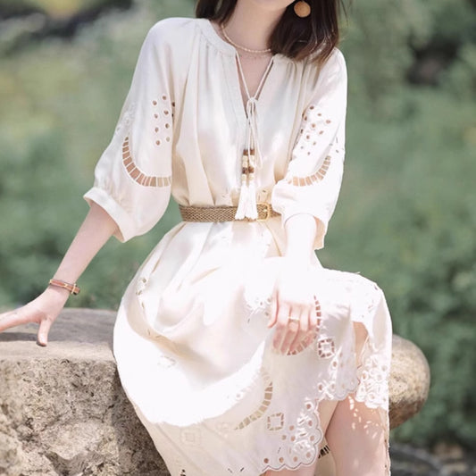 2025 gentle wind white hollow dress women's  spring new bohemian niche design skirt