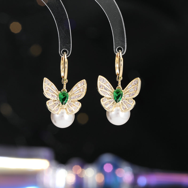 2025 fashion light luxury retro earrings slightly inlaid zircon personality versatile high-end earrings female butterfly pearl ear buckle