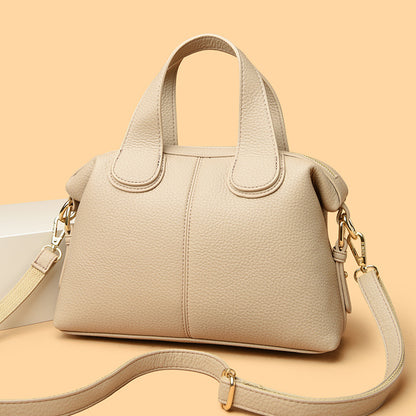 2025 Handbag, new fashionable and high-end bag, women's simple work commuter women's bag, large-capacity shoulder bag can be messaged