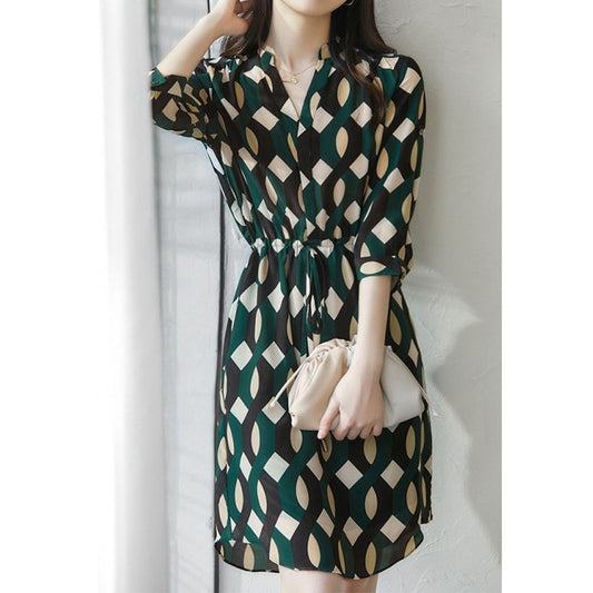 2025 Elegant geometric silk skirt, mulberry silk printed dress  women's new medium and long dress, thin V-neck