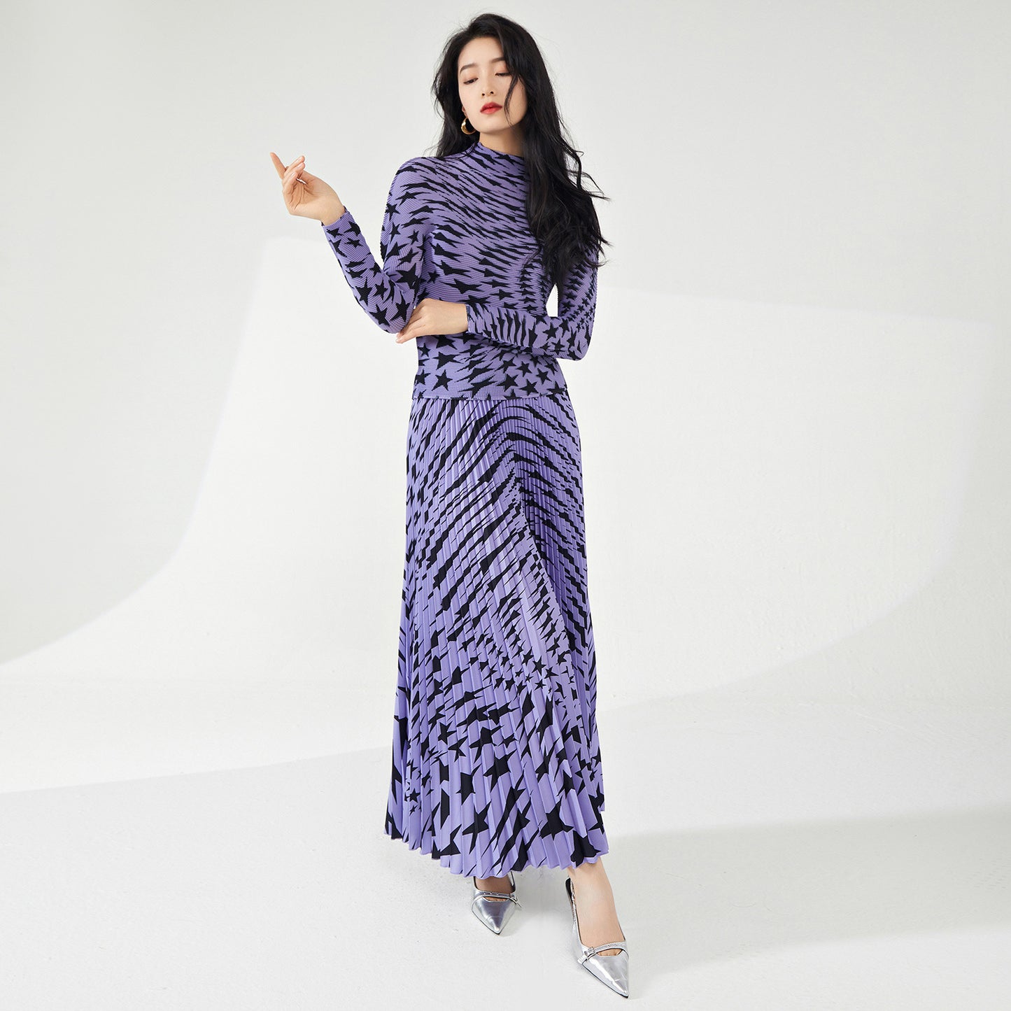 2025 Shenzhen Nanyou high-end women's clothing suit spring and summer new temperament printing fashion versatile T-shirt two-piece set