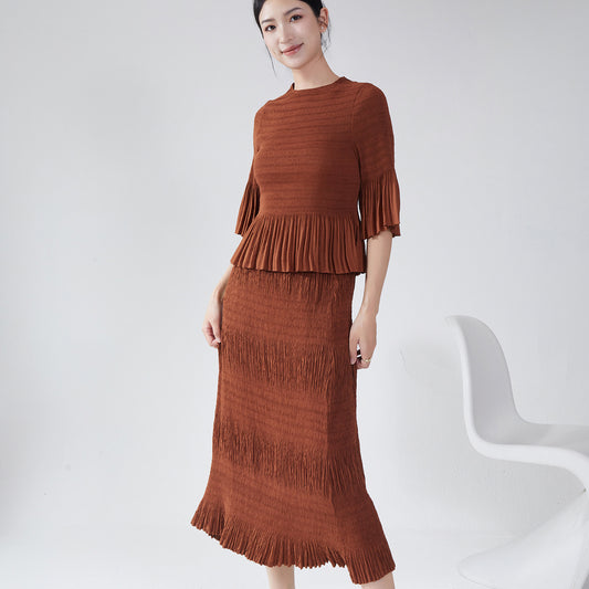 2025 Women's Autumn New Set Two-piece Temperament Slim Bottom T-shirt Top Versatile Hip Wrap Skirt