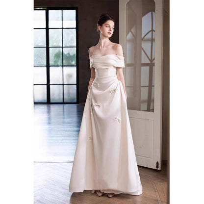 2025 light wedding dress bride  new high-end satin door yarn simple one-word shoulder engagement robe dress