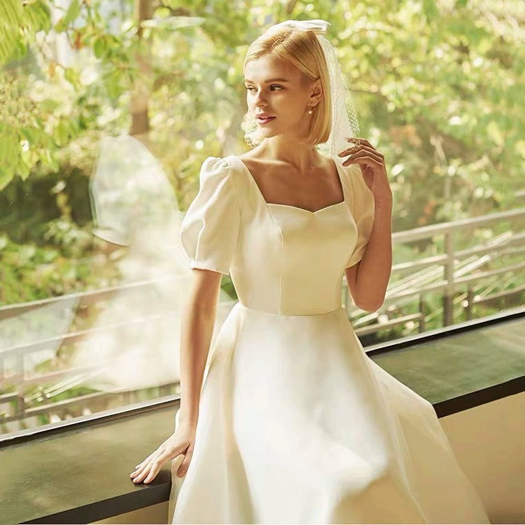 2025 Large size light wedding dress  simple fat MM travel photography Korean version solid color enlarged and fattened wedding certificate satin dress