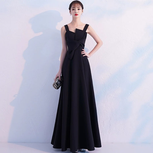 2025 Black evening dress women's  new banquet noble and elegant temperament annual meeting long host dress looks thin