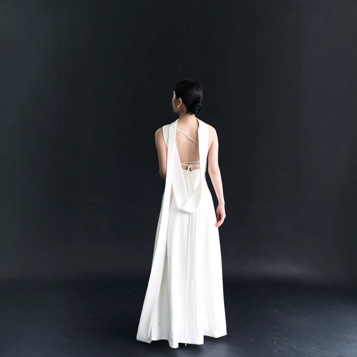 2025 Light wedding dress, white one-shoulder streamer design, morning robe, certificate, small white skirt, high-end niche light dress, fishtail skirt pendulum