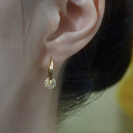 Exquisite diamond ball ear buckle women's 2025 new light luxury niche design earrings femininity  stud earrings versatile earrings