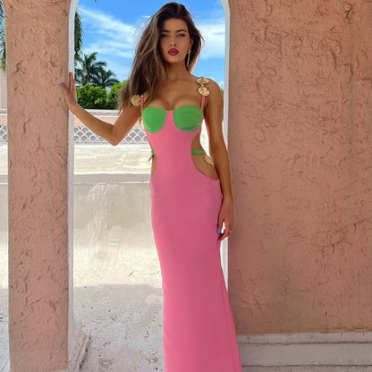 2025 's new contrasting color splicing suspender backless A-word skirt, a hot-selling sexy waist split dress for women in autumn