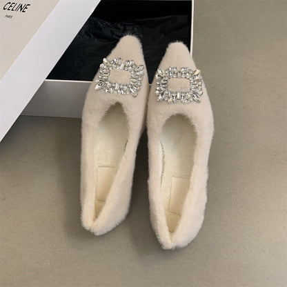 2025  Flat-bottomed pointed rhinestone single shoes that cycle in love! Korean version of temperament wears hairy shoes for women