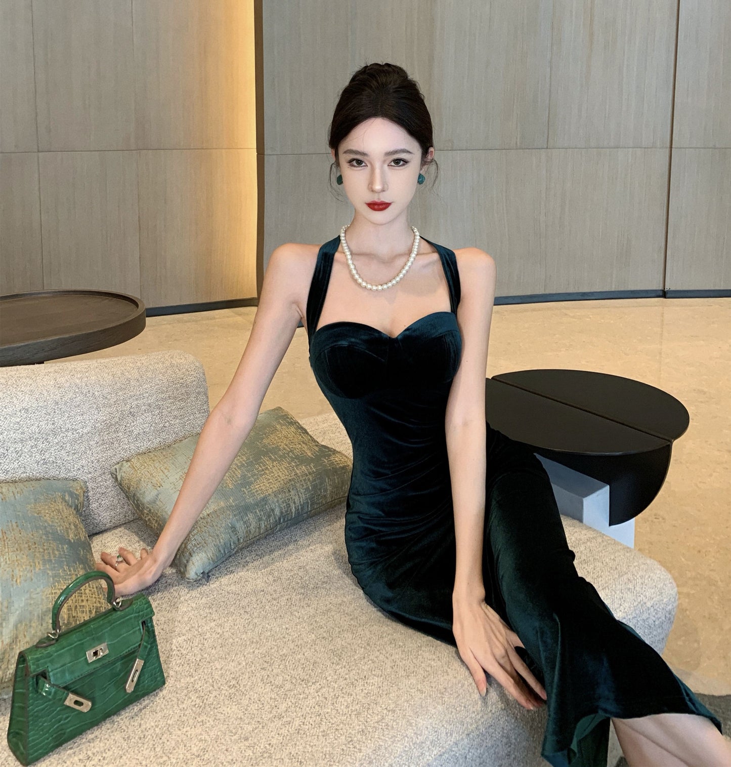 2025 Retro velvet suspender neck dress women's autumn and winter  waist bottom skirt temperament slim-fitting hip-wrapped long skirt