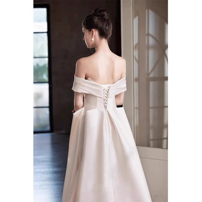 2025 light wedding dress bride  new high-end satin door yarn simple one-word shoulder engagement robe dress