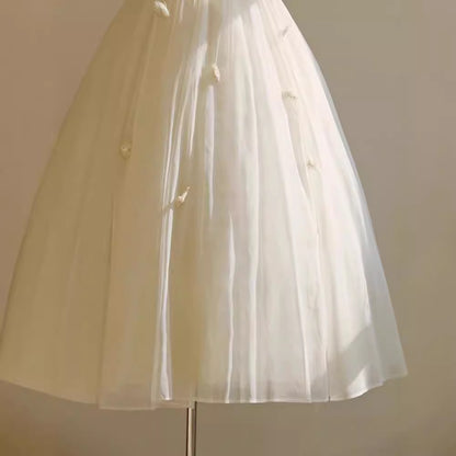 2025 light wedding dress bride small simple suspender collar small white dress retro super fairy temperament engagement dress