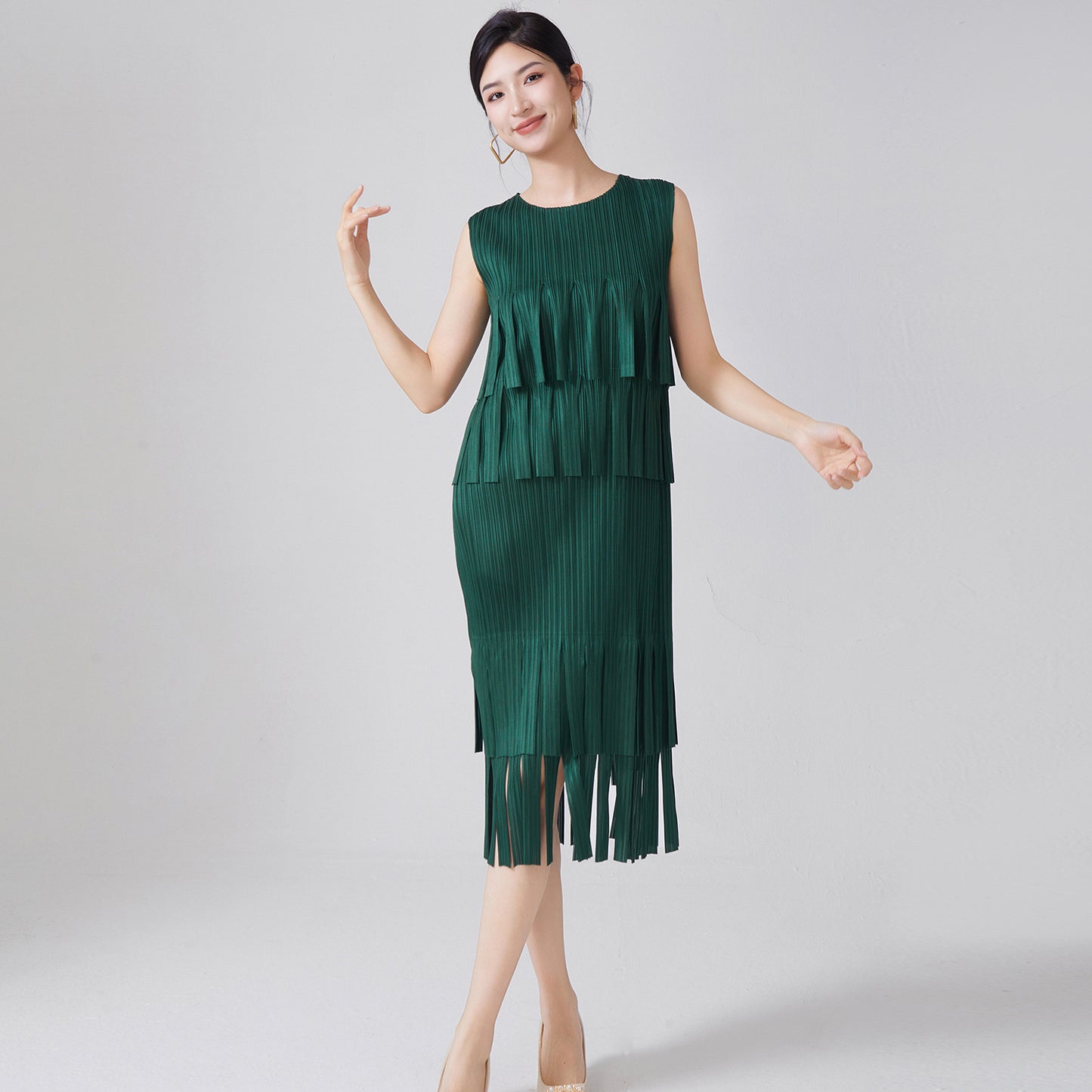 2025 Women's temperament fashion suit women's high-end fringed sleeveless dress cardigan shawl jacket two-piece set spring