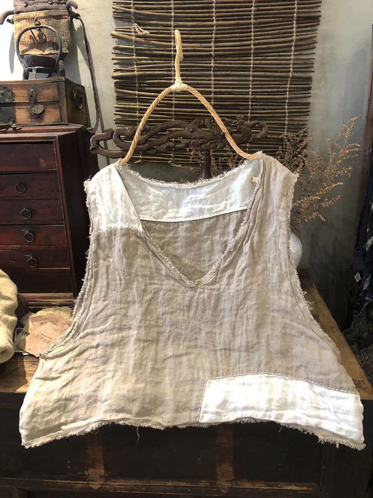 2025    22/8 Early Autumn Literary Retro Linen Loose Shoulder Bottom Turtleneck
