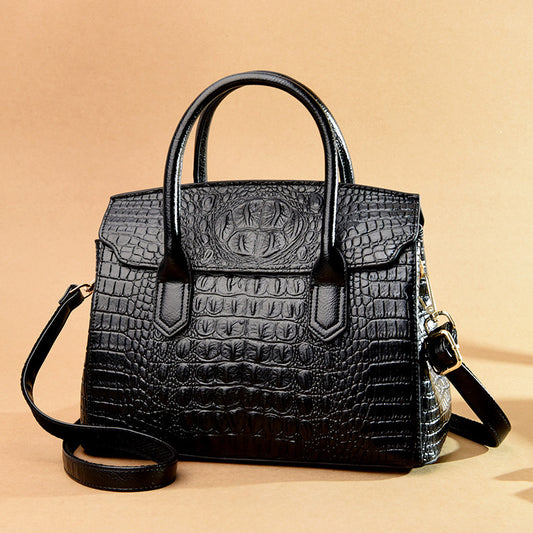2025 hot-selling handbags autumn and winter high-end crocodile pattern women's bags fashion temperament large-capacity shoulder bag wholesale