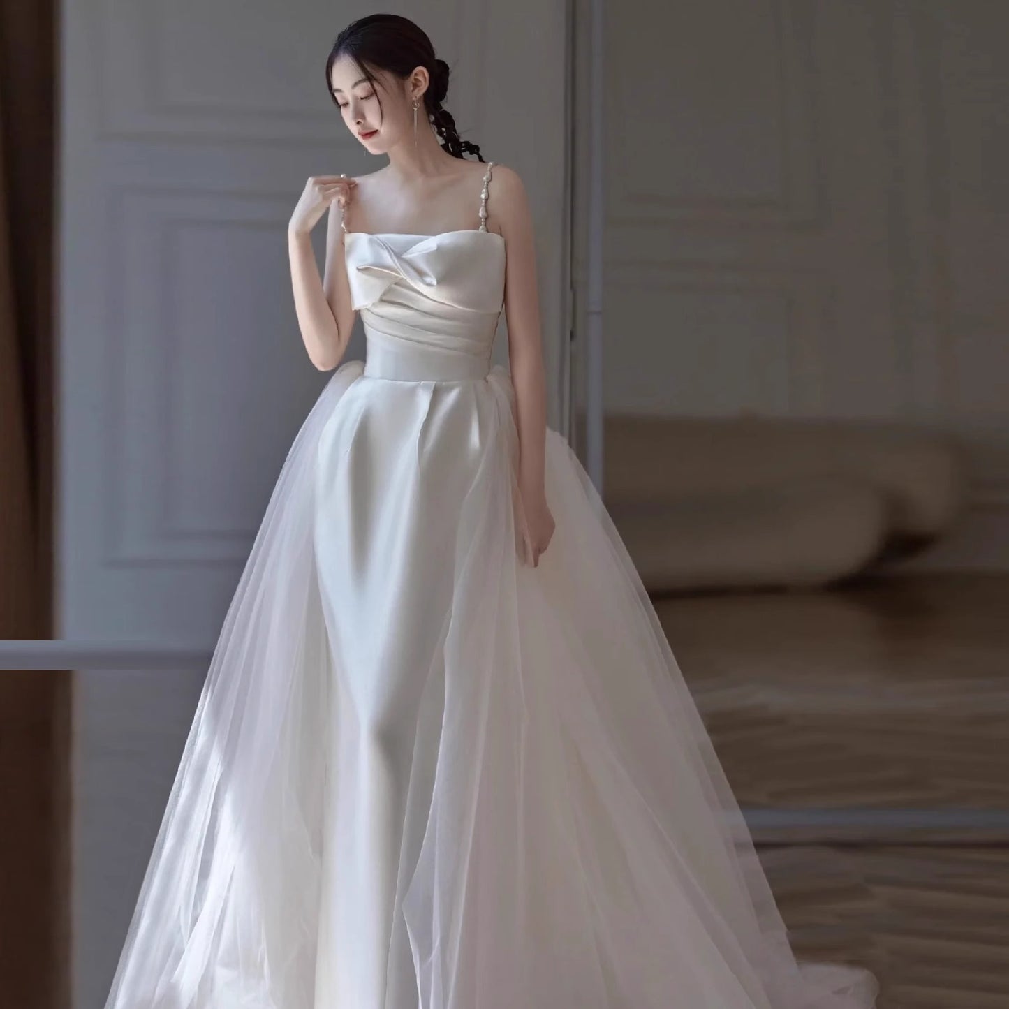 2025 Light wedding dress  new Mori bride simple high-end satin bow suspender collar certificate engagement dress dress