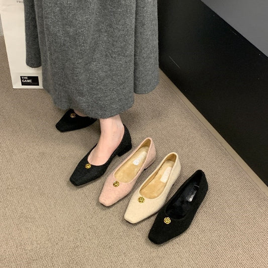 2025  Gentle velvet thick heel single shoes autumn and winter new camellia temperament square head commuting ladyshoes