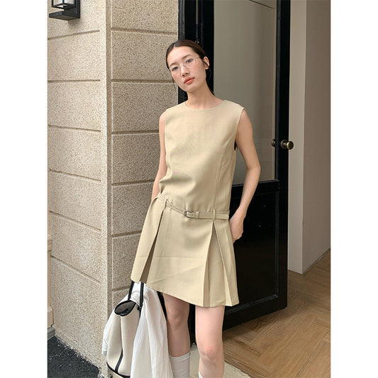 2025 THE MIND high-end simple dress 2025 summer new product with belt and thin sleeveless skirt T235