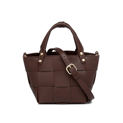 2025 Bag Autumn Women's popular Woven Bucket Bag Textured Vegetable Basket Bag Niche Versatile Casual Mother and Child Handbag
