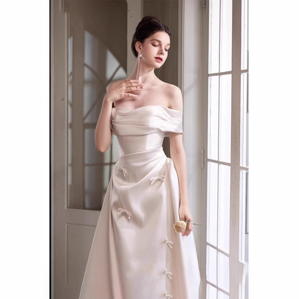 2025 light wedding dress bride  new high-end satin door yarn simple one-word shoulder engagement robe dress