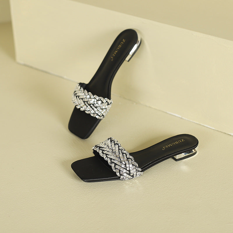 2025 268-1  beautiful rhinestone slippers female summer wear one word square head flat bottom cool slippers female Internet celebrity skirt