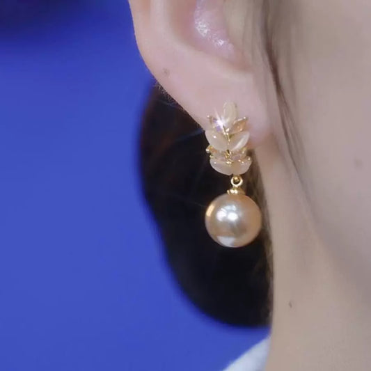 Autumn and winter light luxury high-end sense opal wheat ear pearl earrings women's niche design sense versatile ear buckle temperament earrings