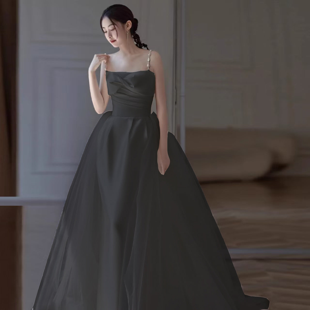 2025 Light wedding dress  new Mori bride simple high-end satin bow suspender collar certificate engagement dress dress