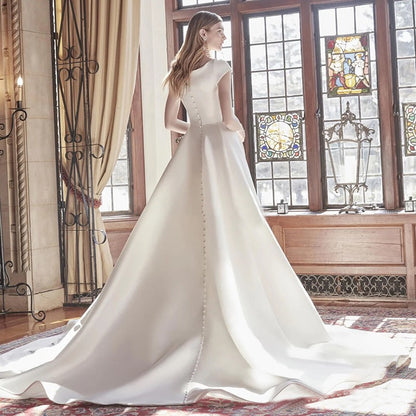 2025 retro light wedding dress  new tube top one-word shoulder out yarn temperament satin white evening dress skirt women
