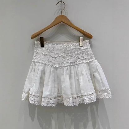 2025 ISA same style, niche design, heavy industry hollow embroidery crochet niche shirt + pleated skirt