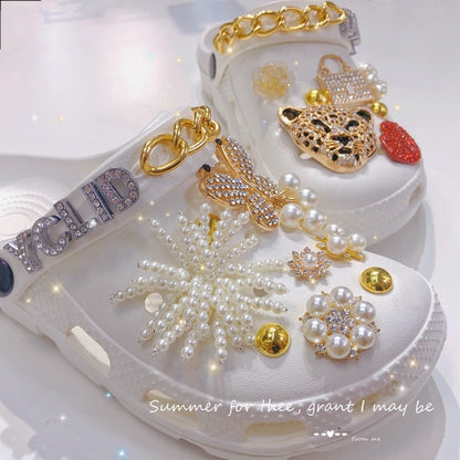 Fashion Women Shoes Summer Chain Platform Punk Slippers Exclusive Garden Shoes Clogs With Charms Female Casual Shoes