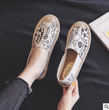 Summer Linen Flat Shoes Women Lightweight Breathable Fisherman Shoes Ladies Soft Casual Leisure Shoes Slip On Lazy Loafers