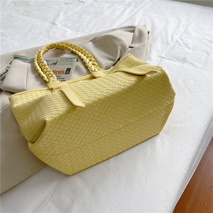 Knitting Shoulder Bags for Women Solid Black Totes Classic Elegant Package Luxurious Casual Handbags New Women Bags