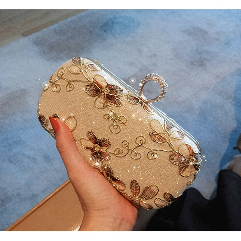 Luxury Handbags Women Bags Designer Embroidery Finger Rings Women Evening Bag Elegant Wedding Bridal Banquet Shoulder Bag bolsas