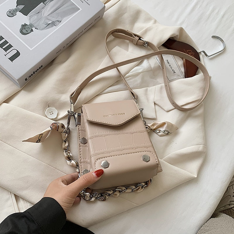 с доставкой Rivets PU Leather Crossbody Bags For Women Shoulder Handbags and Purses Female Travel Cross Body Bag