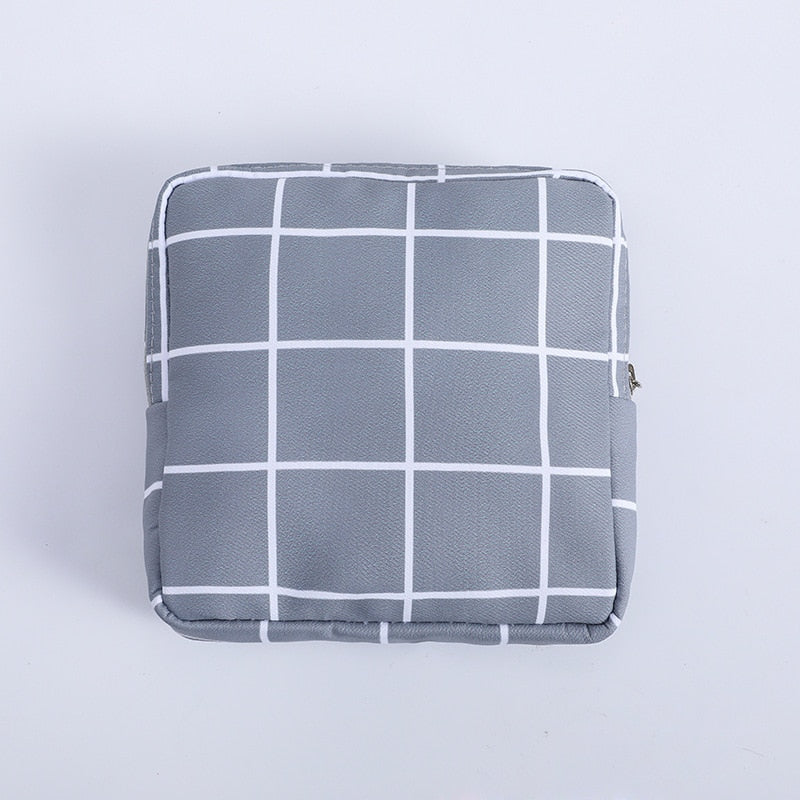 Fashion Women&#39;s Small Cosmetic Bag Travel Mini Sanitary Napkin Storage Bag Coin Money Card Lipstick Storage Bag Wallet Bag