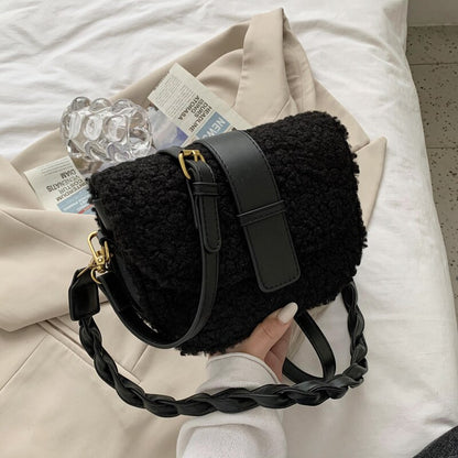 Winter Women&#39;s Shoulder Bag Messenger Weave Strap Saddle Armpit Bag New High-quality Plush Fur Bag Women&#39;s Handbag Designer