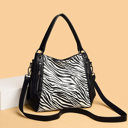 YILIAN Leopard print middle-aged woman&#39;s handbag soft leather armpit bag fashionable zebra-print large bag high-end tote bag