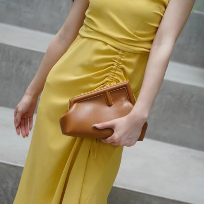 New Female Brand Design Genuine Cowhide Leather Clip Handbag Chain Messenger Bag Clip Clutches Lipstick Mini Bag Women Bag