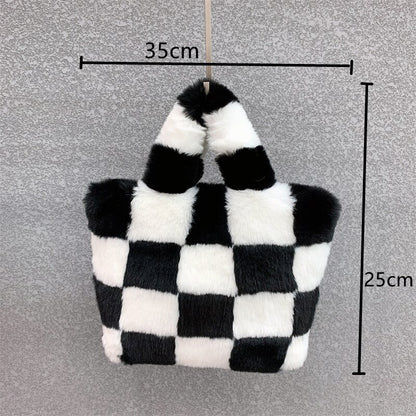 Autumn/winter new chessboard design Fur lady bag imitation fur handbag with crossbody chain