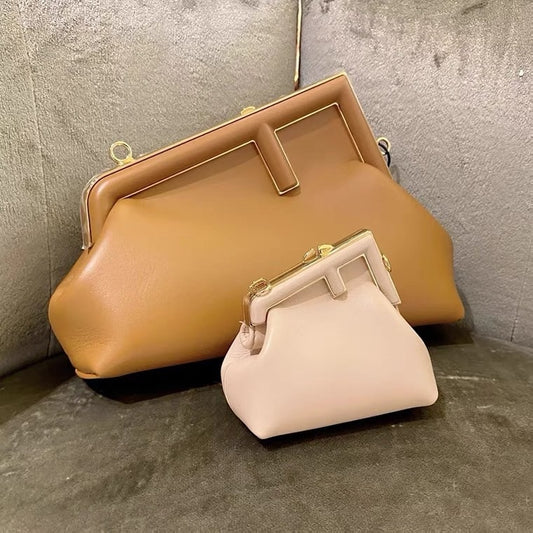 New Female Brand Design Genuine Cowhide Leather Clip Handbag Chain Messenger Bag Clip Clutches Lipstick Mini Bag Women Bag